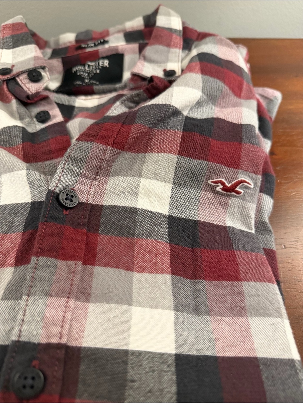Hollister Men's Red, Gray & White Plaid Button-Down Shirt